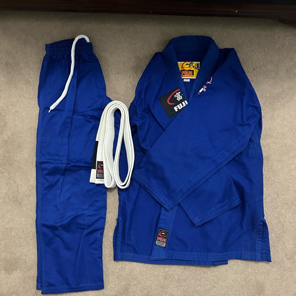 Kids Brazilian jiu-jitsu Fuji Gi’s C3 Gi, pants and belt